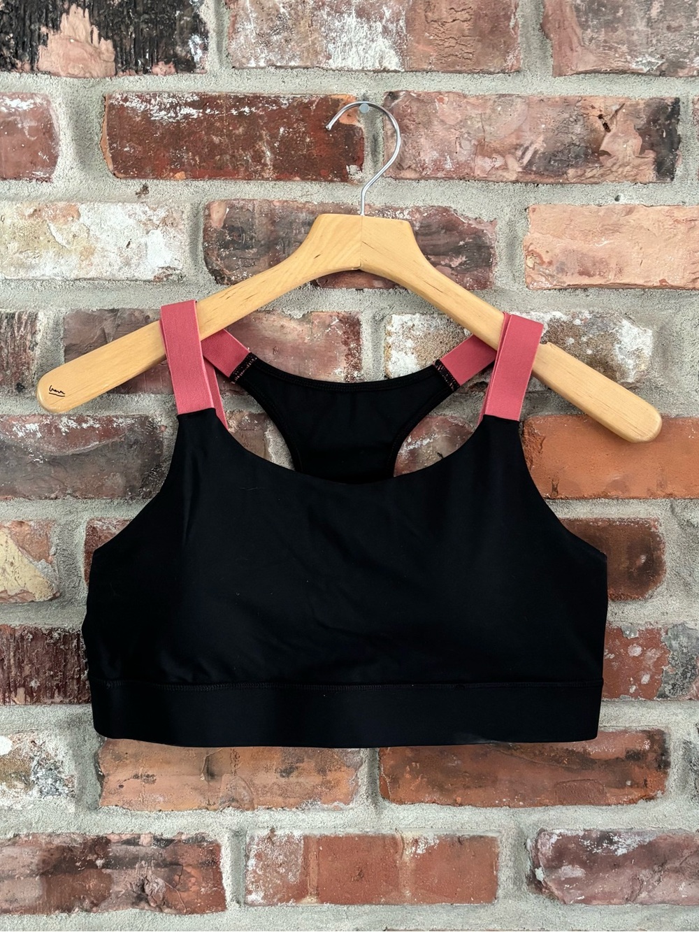 Walk Pop Black Pink Padded Sport Bra, L